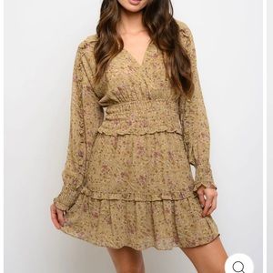 NWT STORIA LONG SLEEVE SMOCKED WAIST MINI DRESS